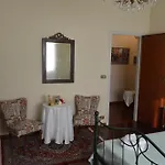 Debora Apartment *
